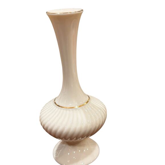 Lenox Bud Vase Ivory Porcelain Ribbed Pedestal 24K Gold Trimmed Flower Vase 7in - Picture 2 of 5